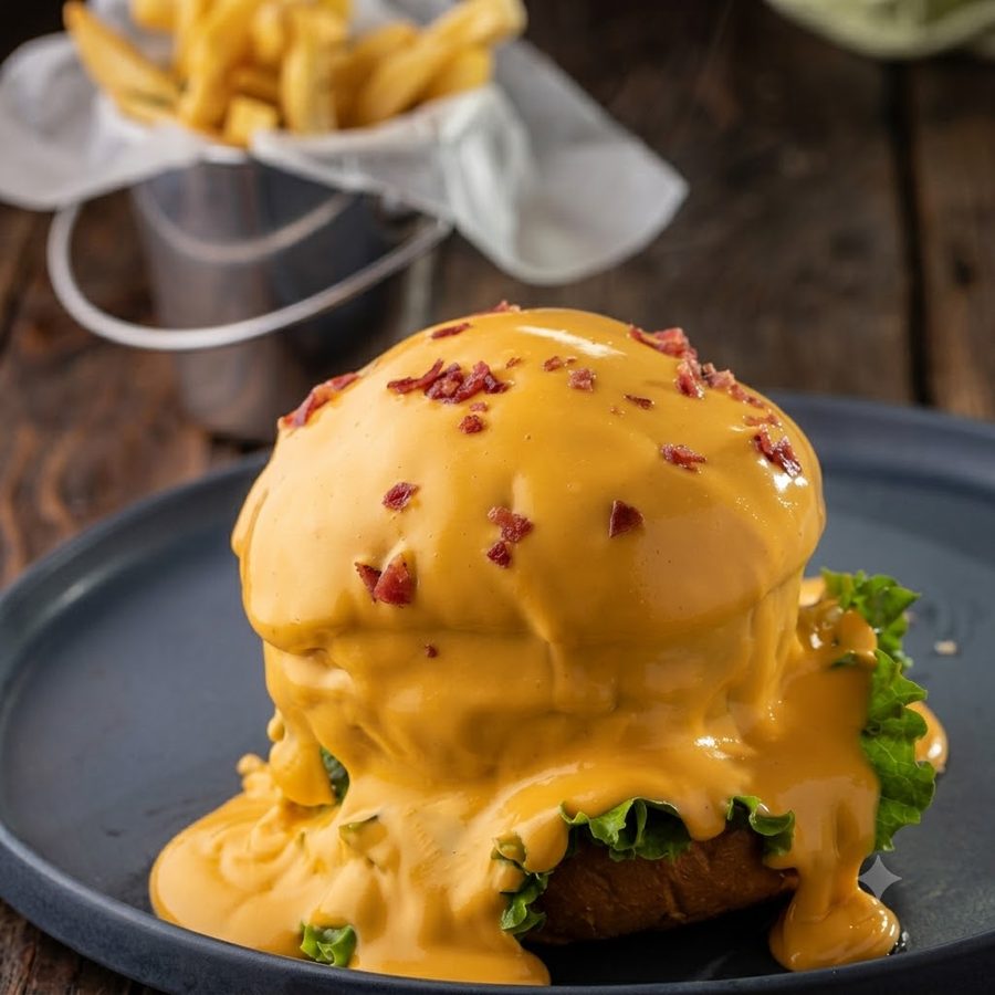 Cheddar Chesse Lover burger